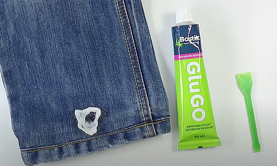 bostik-diy-south-africa-ideas-inspiration-how-to-remove-chewing-gum-from-jeans-teaser-image.jpg