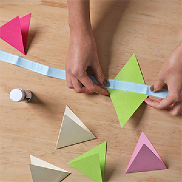 DIY-Bostik-Australia-tutorials-Bunting-project-step4-300x300