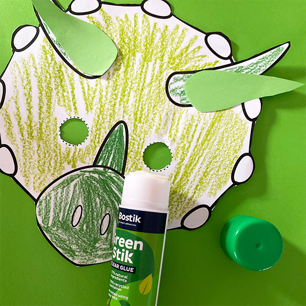 bostik-diy-australia-green-stik-dinosaur-project-600x600