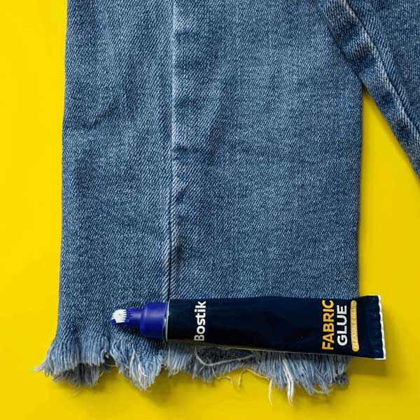 Bostik DIY Greece Fabric Glue application 4