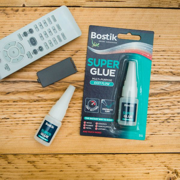 diy bostik ireland super glue easy flow liquid application 1