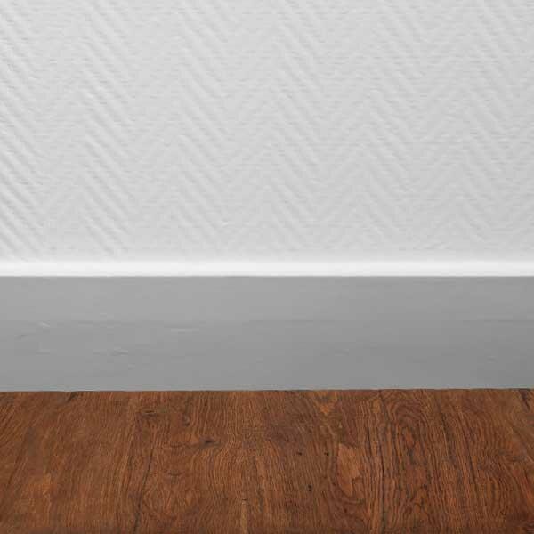 Bostik DIY Belarus Tutorial How to seal a skirting board step 4