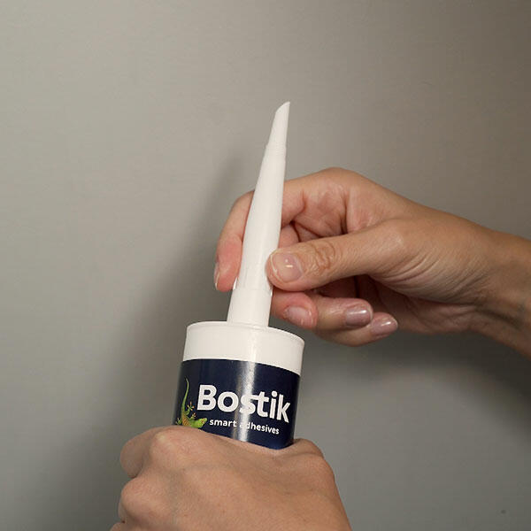 Bostik DIY Ukraine tutorial how to prepare a sealant cartridge step 3